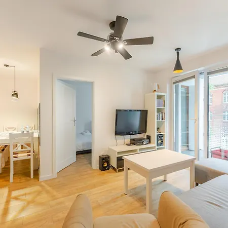 Apartament Artyleryjska For 8 People