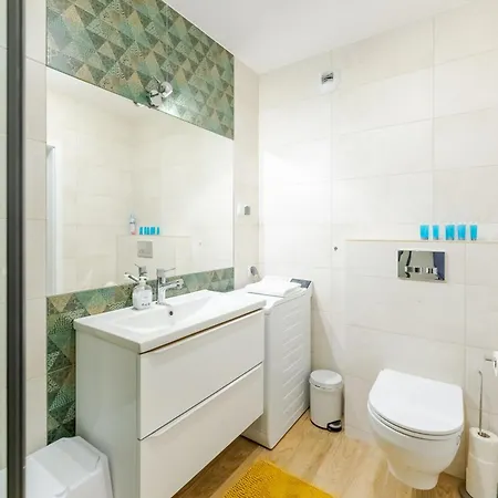 Apartament Artyleryjska For 8 People Kołobrzeg
